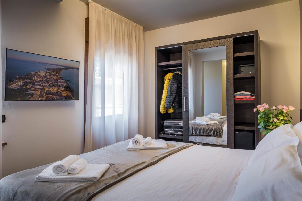 Hotel Gardenia Sirmione Exterior photo