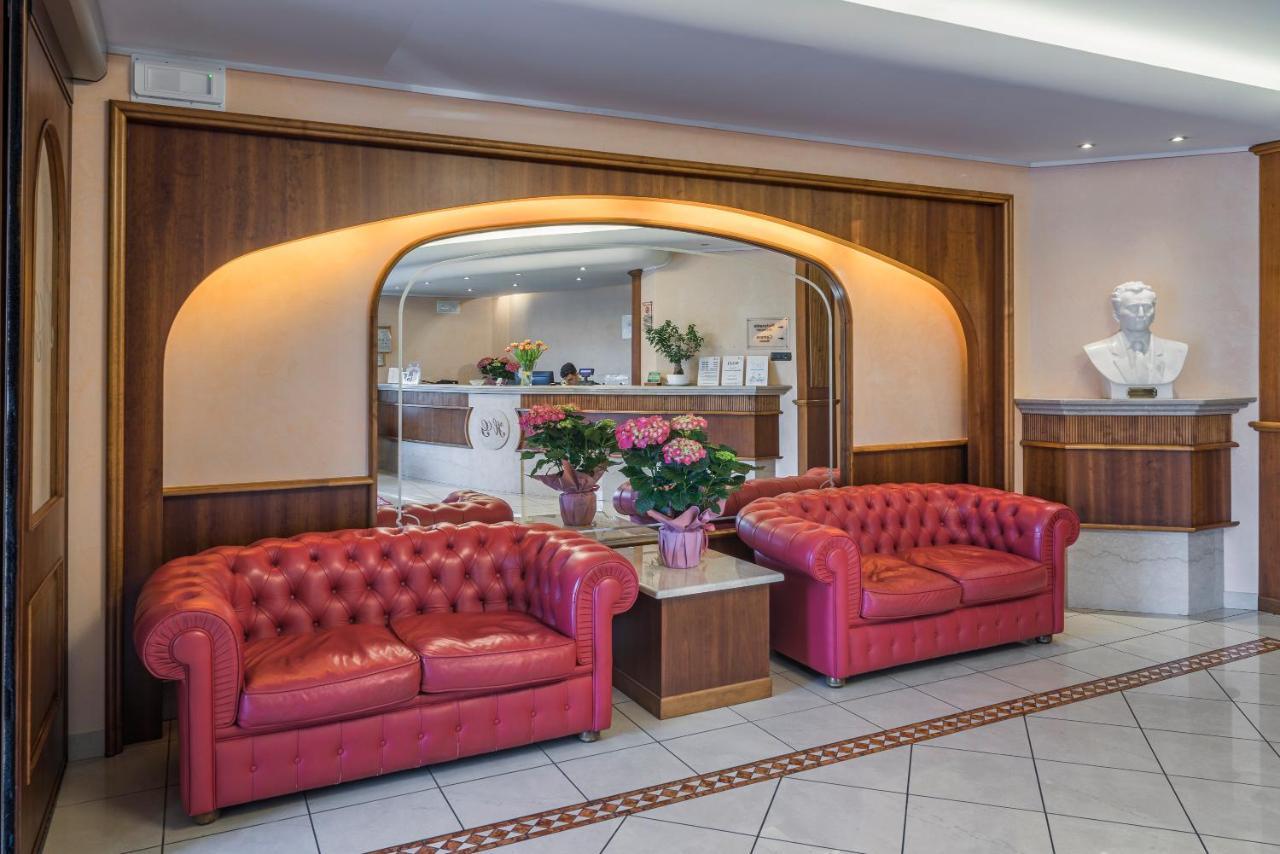 Hotel Gardenia Sirmione Exterior photo